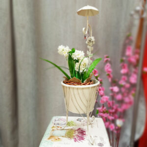 STALAK ZA CVIJEĆE DEKORATIVNI METALNI S KIŠOBRANOM